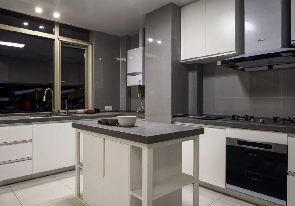 190㎡簡約，收納柜做在走廊，實用美觀13896207