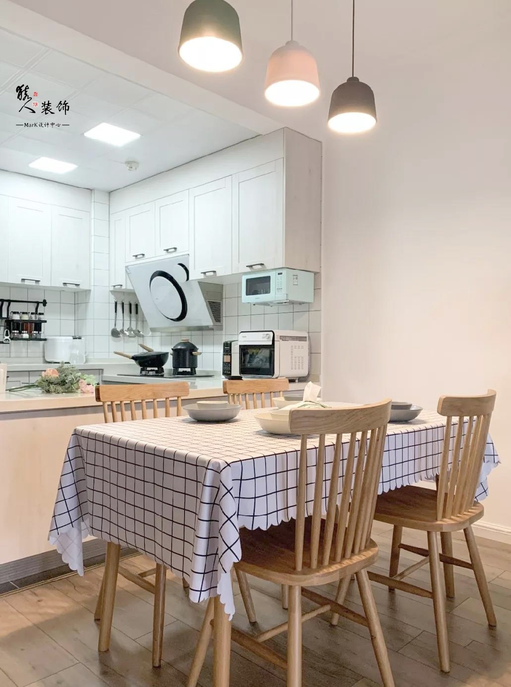 94㎡北歐兩居，陽臺榻榻米太驚艷了！14582277