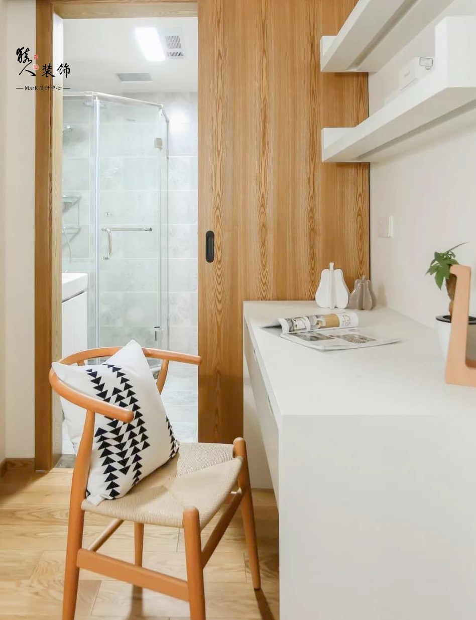 客廳三隱形門 136平現代混搭三居14883202