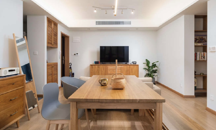 扇扇大門通客廳，變身完美親自樂園