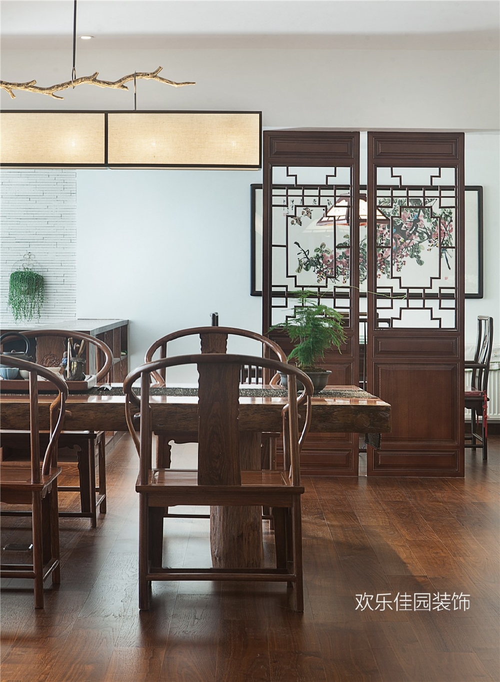 550平別墅，一層美式一層中式15092027