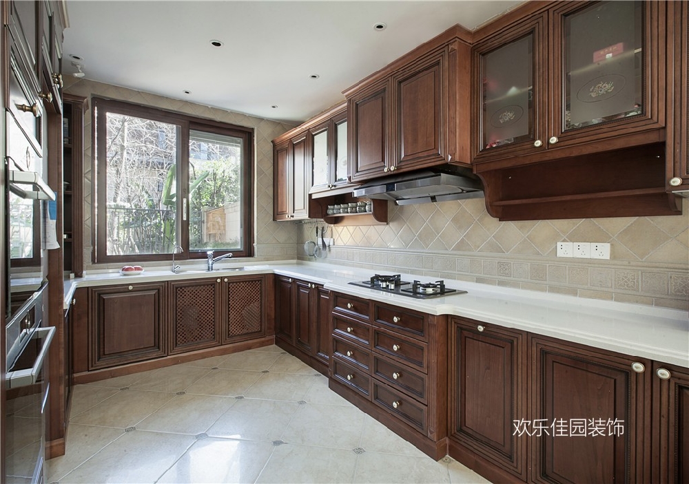 550平別墅，一層美式一層中式15092017