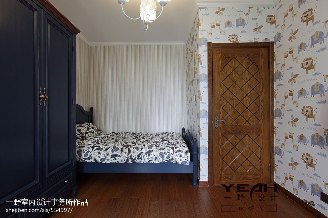 美式鄉村風格臥室背景墻裝修效果圖