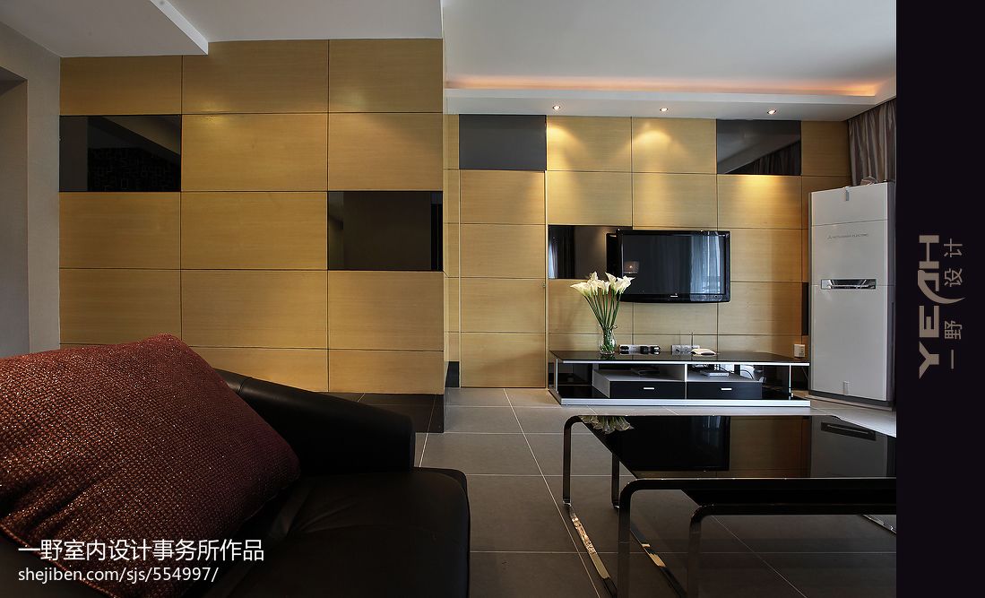 現代簡約風格客廳隱形門裝修圖