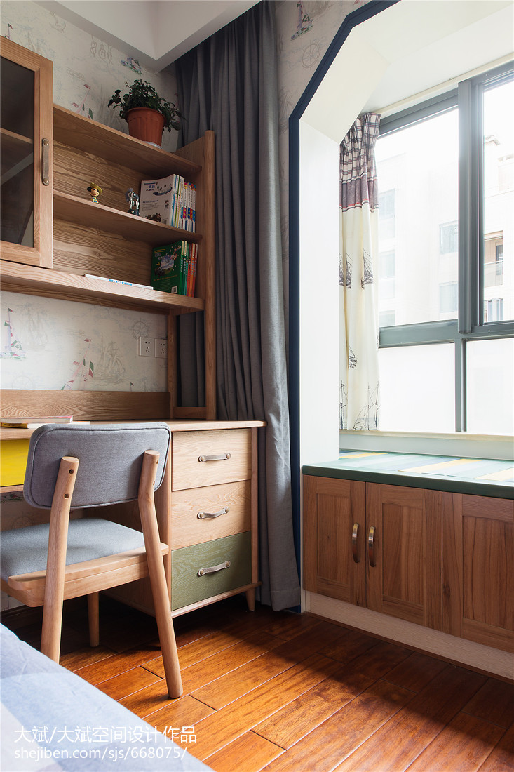 中式風格兒童房書桌裝修效果圖