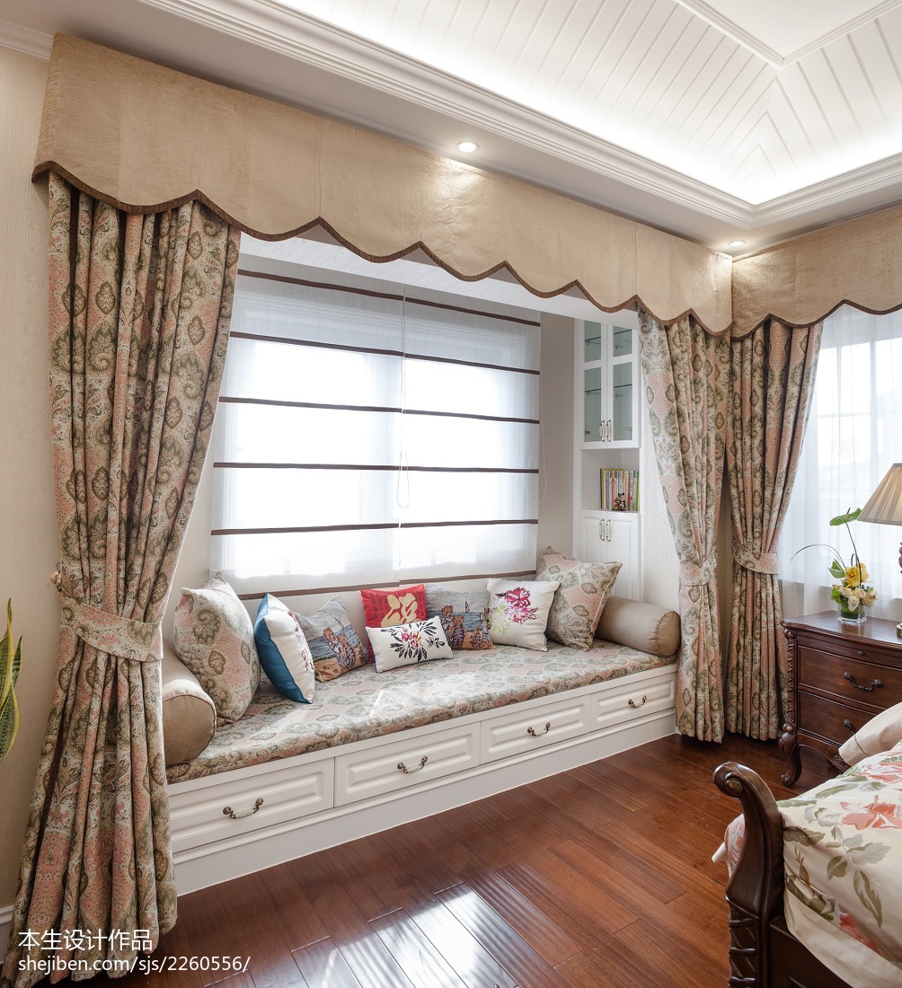 美式臥室榻榻米裝修圖片