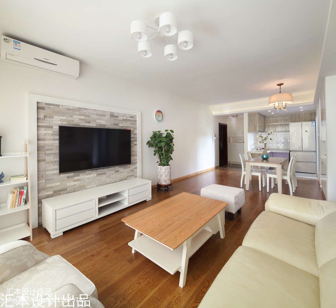 現代簡約客廳電視墻裝修設計