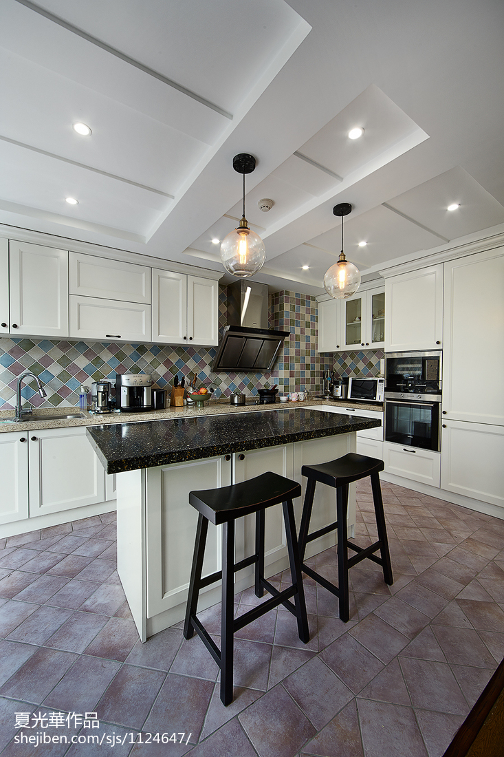 素顏簡美復式吧臺吊頂裝修效果圖