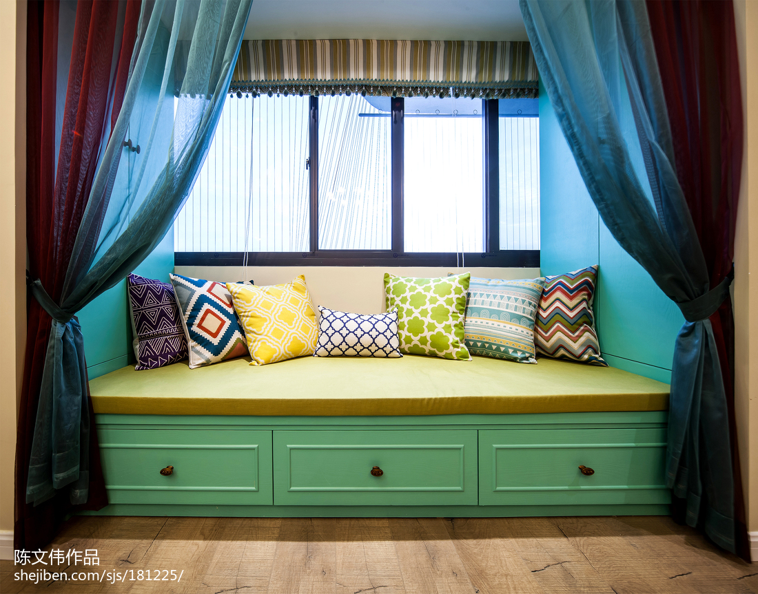 藍色維納斯混搭飄窗裝修