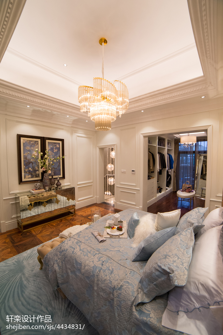 家居歐式風格臥室吊頂設計
