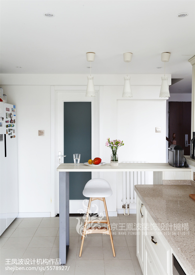 日式簡約二居吧臺設計圖片