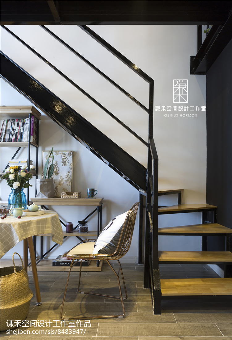 復式北歐風樓梯設計圖片