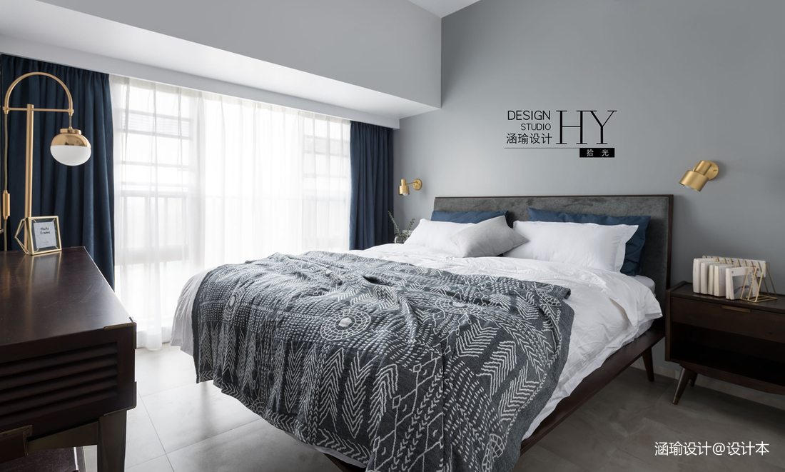 89㎡簡歐風三居灰白色調主人房設計圖