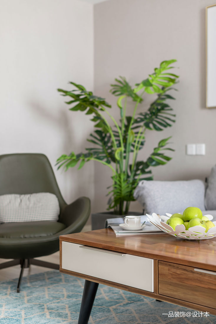 質樸113平歐式三居客廳實景圖