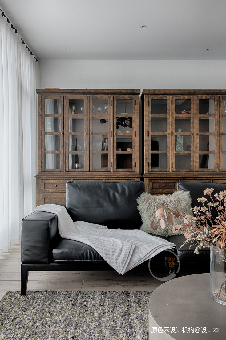 簡凈北歐風客廳儲物柜設計