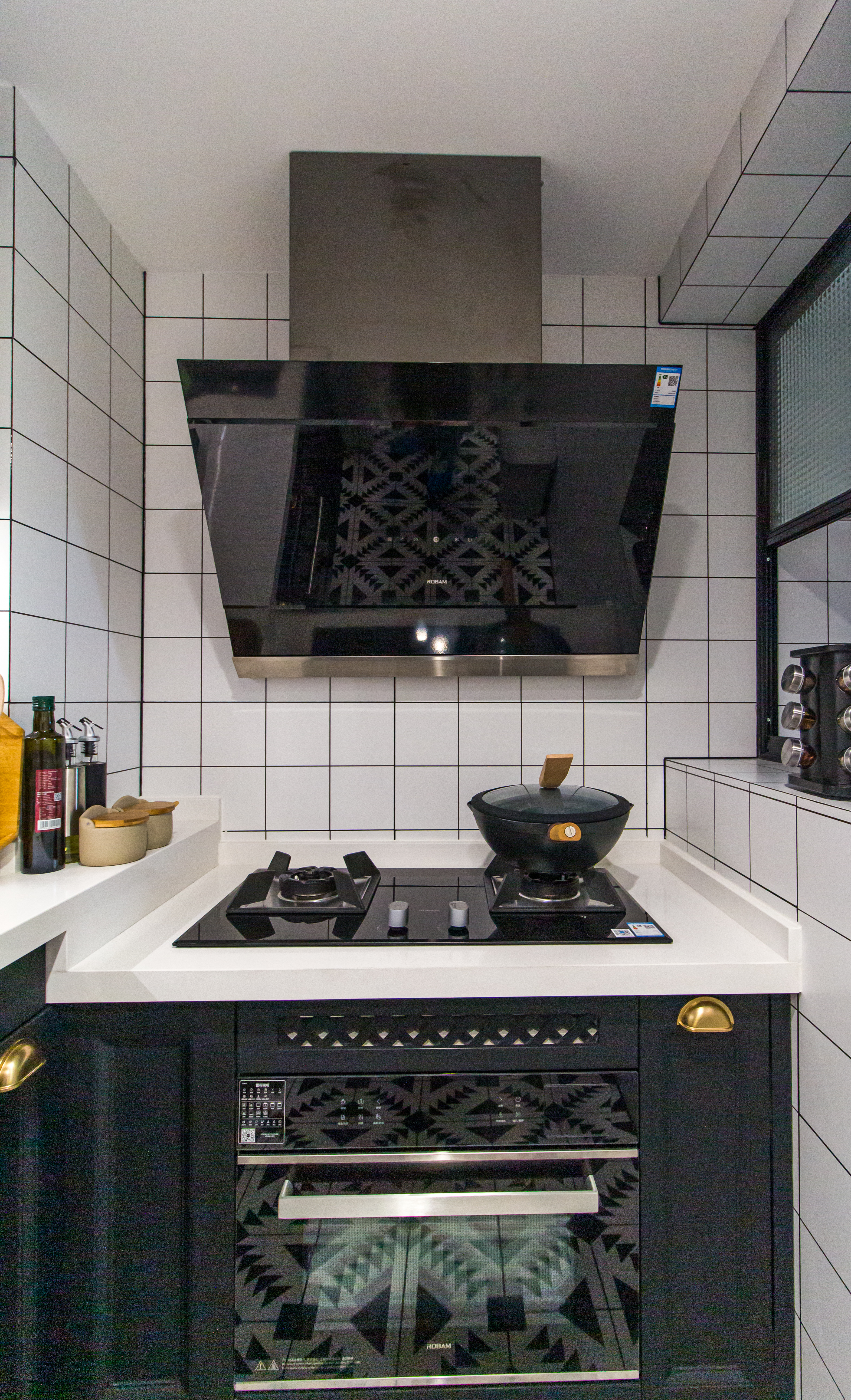 3口一貓混搭風兩居，全職媽媽親手布置新房18590593