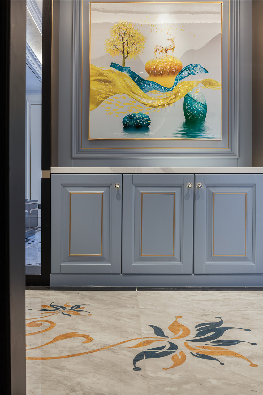 鷺江頂峰1號210平法式輕奢實景樣板房19643772