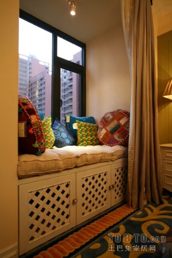 地中海三居飄窗裝修效果圖片